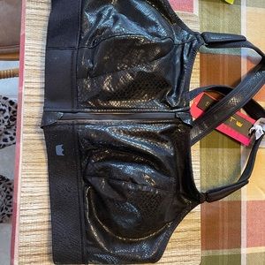 NWT SHEFIT sports Bra Fantom 4 Luxe